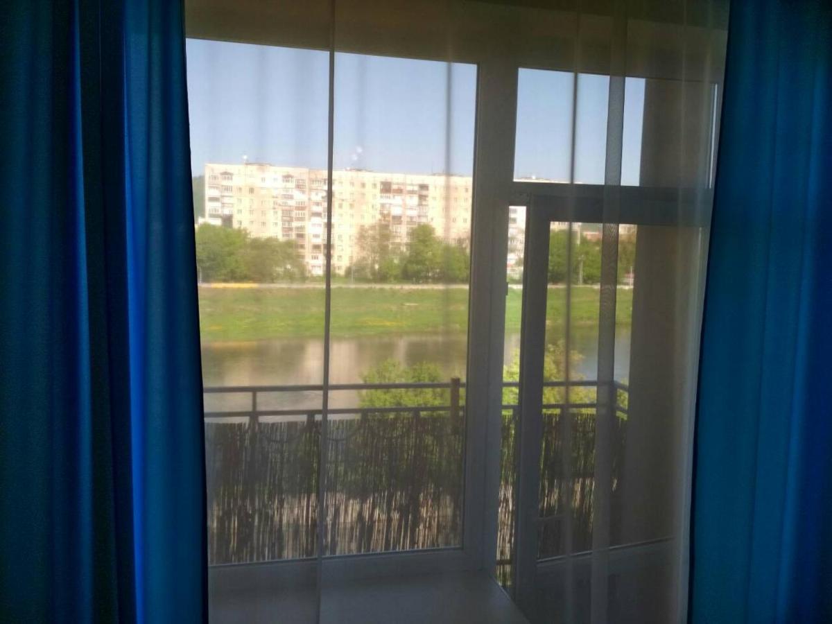 Apartments Domovik Просторная Квартира С Видом На Горы ムカチェヴォ エクステリア 写真